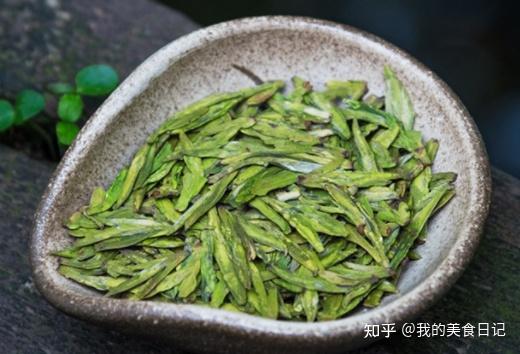 西湖龙井茶品牌推荐,龙井茶 西湖龙井哪个牌子好 贡牌 西湖牌 狮峰 狮牌 卢正浩 龙冠等西湖龙井茶品牌自饮 送礼推荐